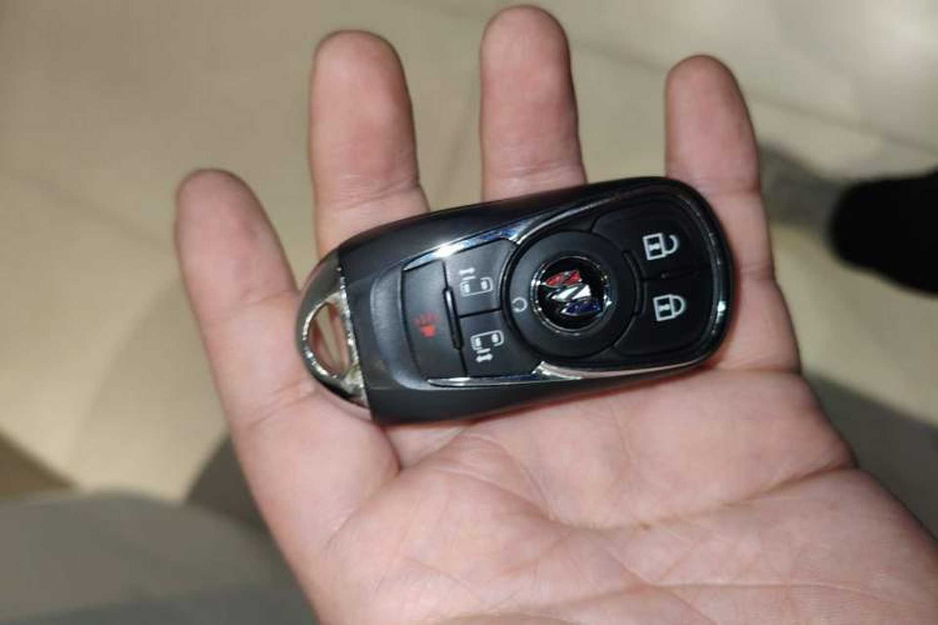 Used Buick GL8 2023 ES Lu Zun Deluxe Model Vehicle Key