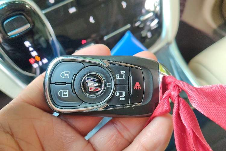 Used Buick GL8 2023 ES Lu Zun Deluxe Model Vehicle Key