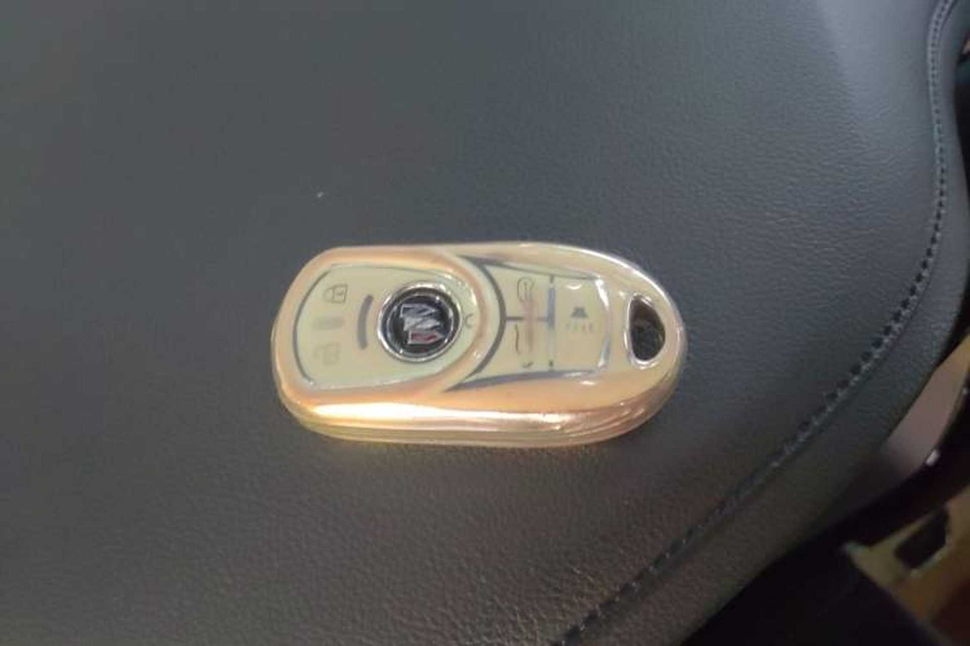 Used Buick GL8 2023 Facelifted Land Cruiser Executive Luxury Version Vehicle Key