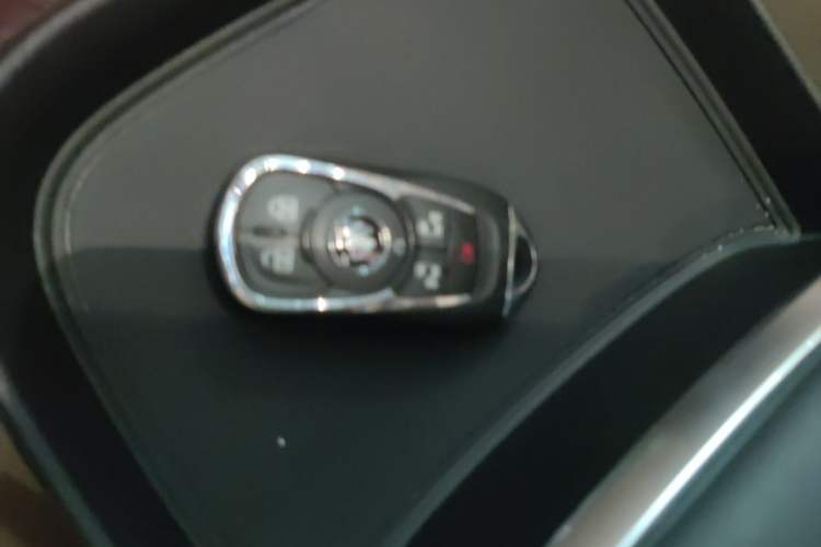 Used Buick GL8 2023 ES Lu Zun Deluxe Model Vehicle Key