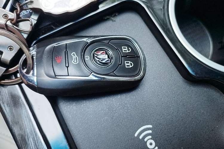 Used Buick GL8 2023 ES Lu Zun Comfort Model Vehicle Key