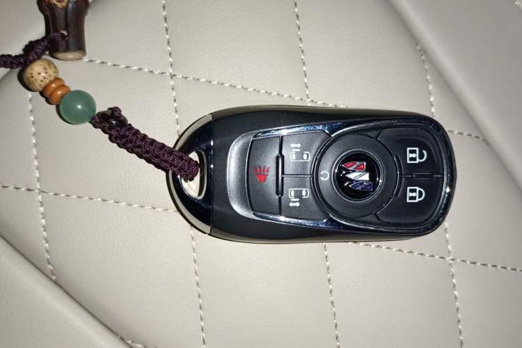 Used Buick GL8 2023 ES Lu Zun Deluxe Model Vehicle Key