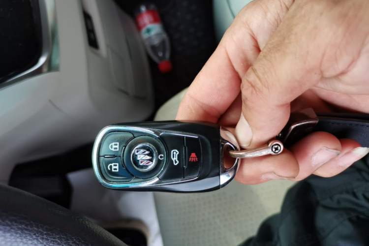Used Buick GL8 2023 Land Executive Class Smart Enjoyment Model Vehicle Key
