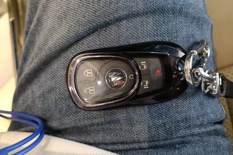Used Buick GL8 2023 ES Lu Zun Deluxe Model Vehicle Key