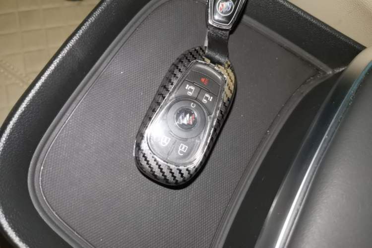 Used Buick GL8 2023 ES Lu Zun Deluxe Model Vehicle Key