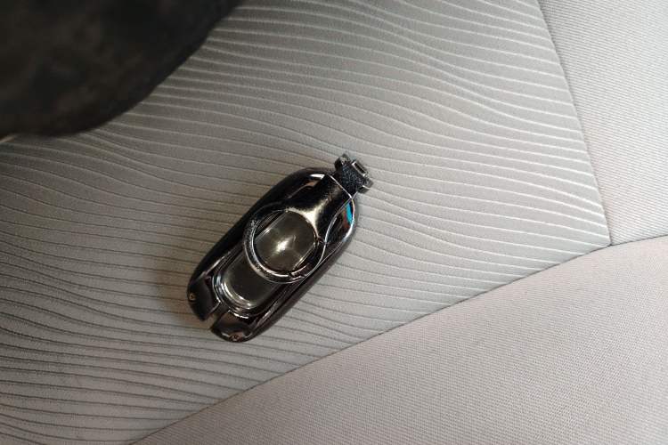 Used Buick GL8 2023 Land Executive Class Smart Enjoyment Model Vehicle Key