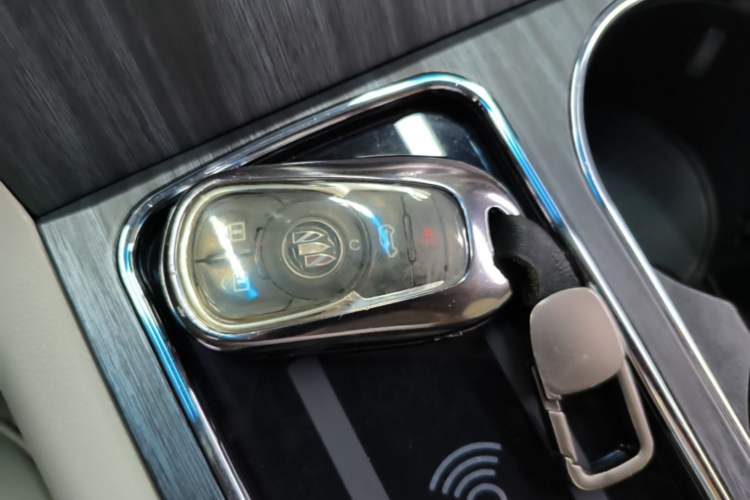 Used Buick GL8 2023 ES Lu Zun Comfort Model Vehicle Key