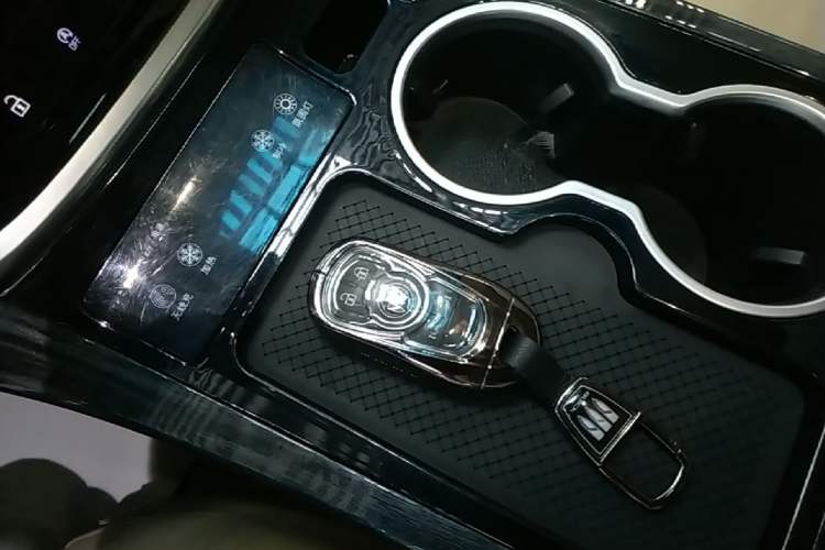 Used Buick GL8 2023 ES Lu Zun Deluxe Model Vehicle Key