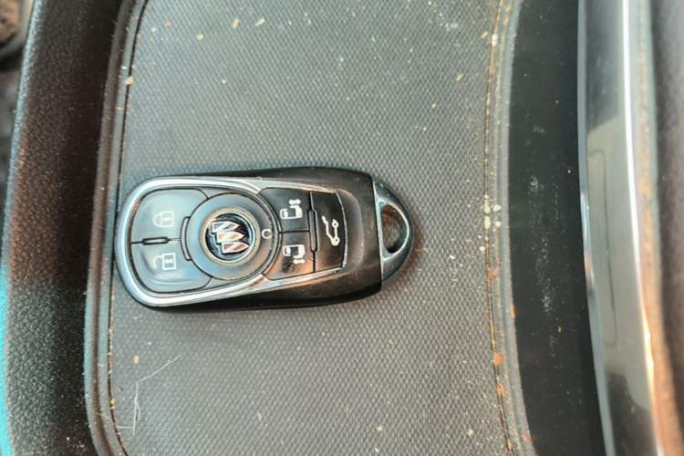 Used Buick GL8 2023 ES Lu Zun Luxury Edition and Yue Version Vehicle Key