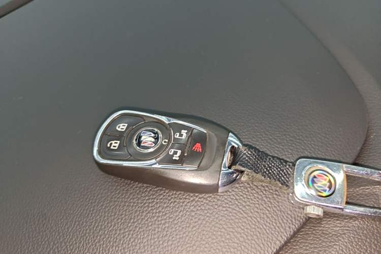 Used Buick GL8 2023 ES Lu Zun Deluxe Model Vehicle Key