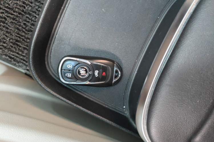 Used Buick GL8 2023 ES Lu Zun Comfort Model Vehicle Key