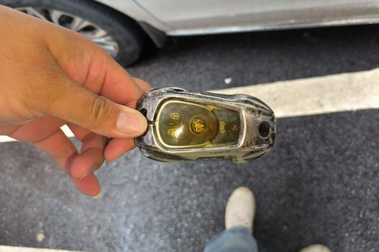 Used Buick GL8 2023 Land Executive Class Smart Enjoyment Model Vehicle Key