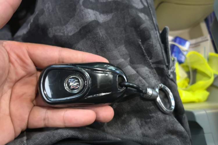 Used Buick GL8 2023 ES Lu Zun Comfort Model Vehicle Key