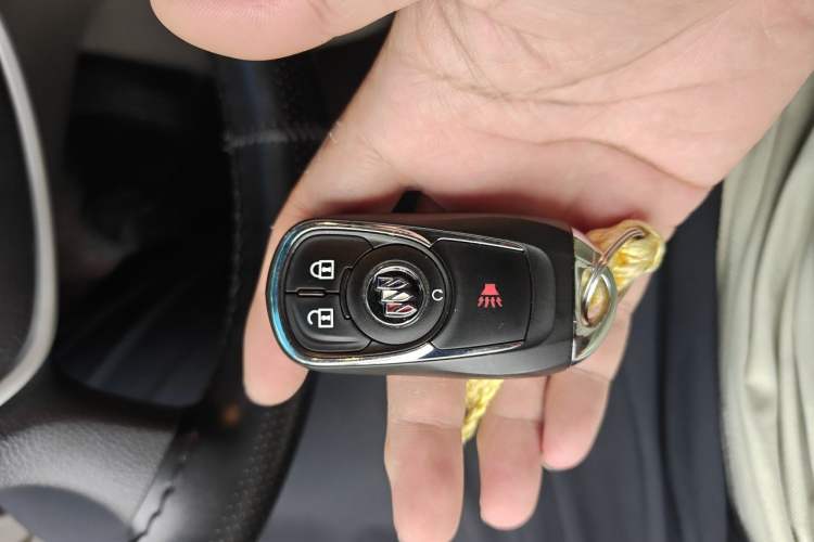 Used Buick GL8 2023 Land Executive Class Comfort Model Vehicle Key