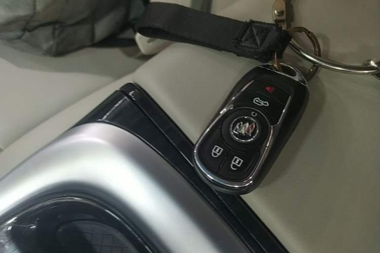 Used Buick GL8 2023 Land Executive Class Smart Enjoyment Model Vehicle Key