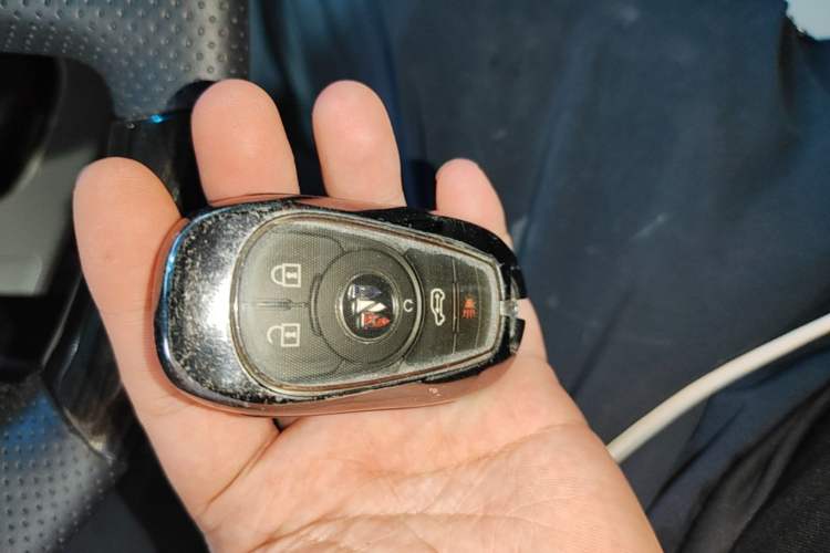 Used Buick GL8 2023 ES Lu Zun Comfort Model Vehicle Key