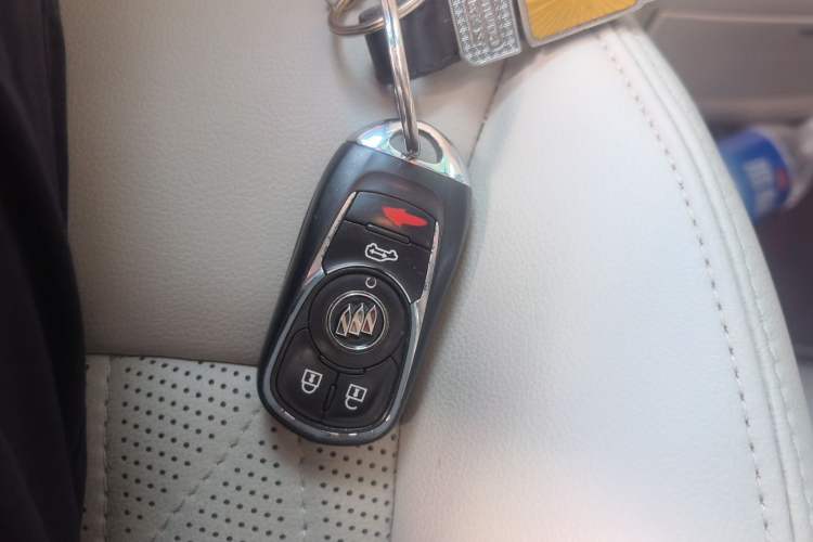 Used Buick GL8 2023 Land Executive Class Smart Enjoyment Model Vehicle Key