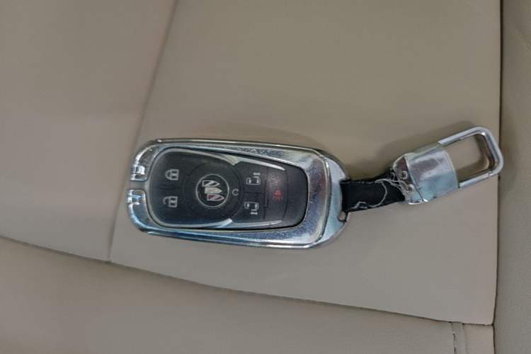 Used Buick GL8 2023 ES Lu Zun Deluxe Model Vehicle Key