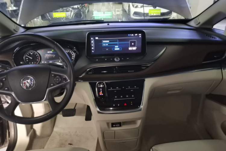 Used Buick GL8 2023 Land Executive Class 652T Luxury Model Audio And AC Panel