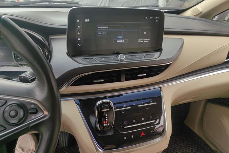Used Buick GL8 2023 Land Executive Class Deluxe Model Audio And AC Panel