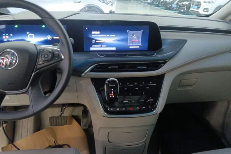 Used Buick GL8 2023 ES Lu Zun Comfort Model Audio And AC Panel