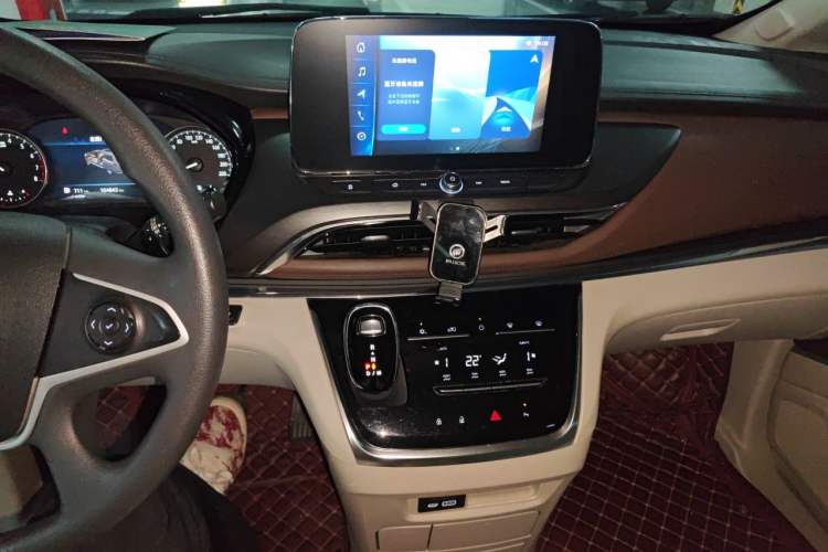 Used Buick GL8 2023 Land Executive Class Smart Enjoyment Model Audio And AC Panel