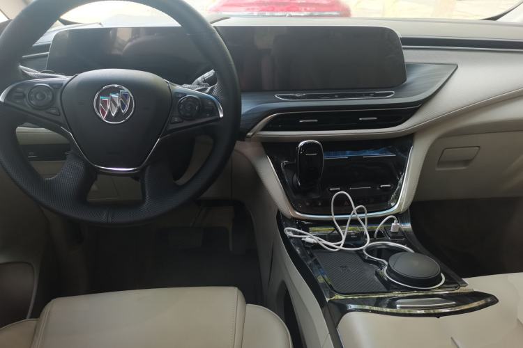 Used Buick GL8 2023 ES Lu Zun Deluxe Model Center Console