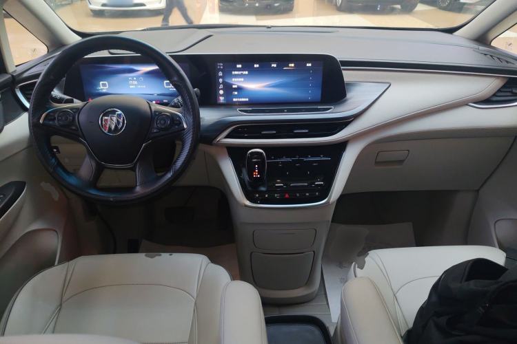 Used Buick GL8 2023 ES Lu Zun Comfort Model Center Console
