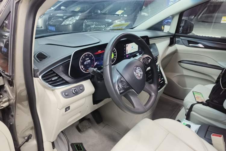 Used Buick GL8 2023 ES Lu Zun Comfort Model Center Console