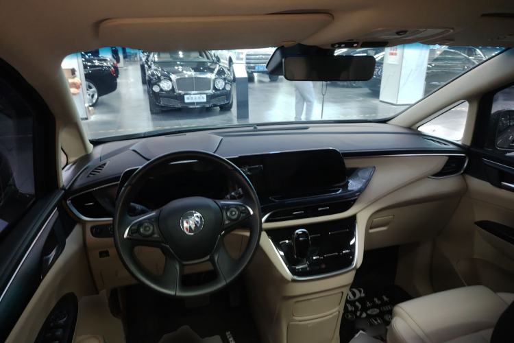 Used Buick GL8 2023 ES Lu Zun Deluxe Model Center Console