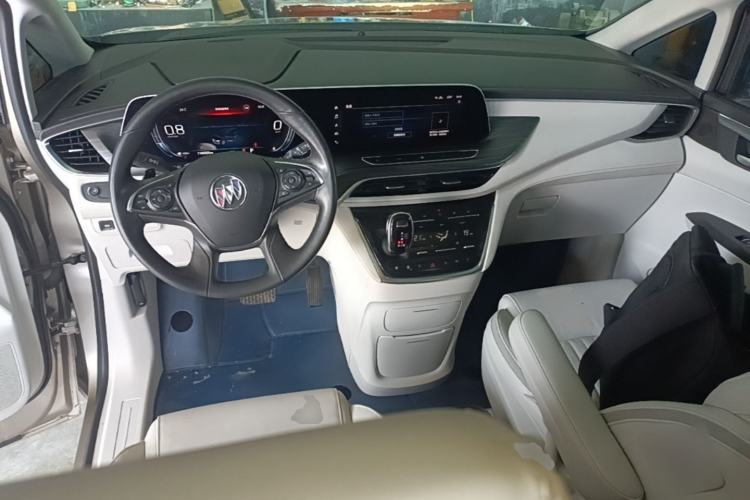 Used Buick GL8 2023 ES Lu Zun Luxury Edition and Yue Version Center Console