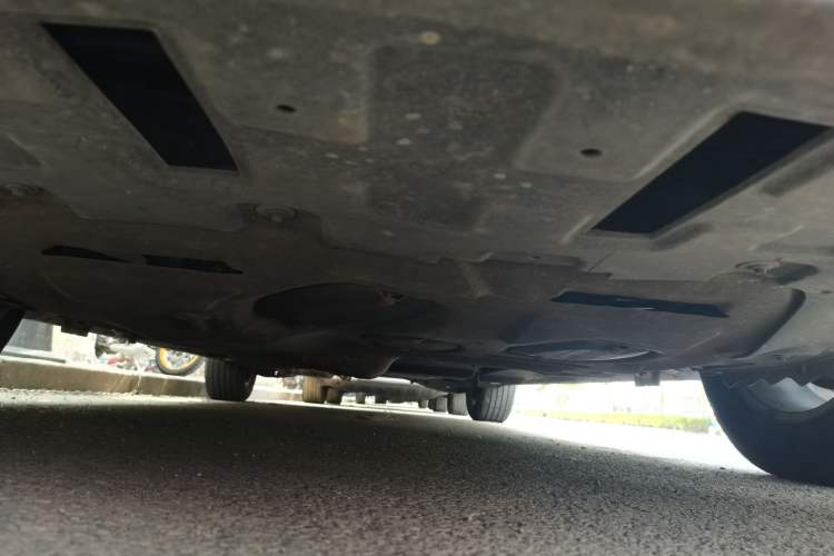 Used Buick GL8 2023 ES Lu Zun Deluxe Model Chassis Front