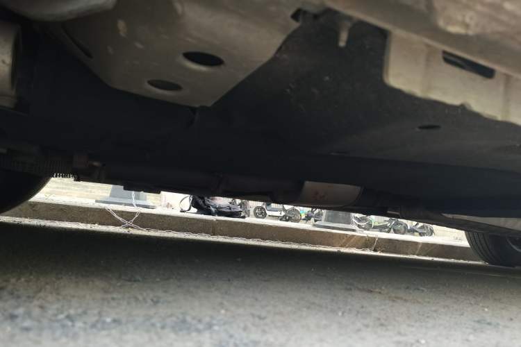 Used Buick GL8 2023 ES Lu Zun Deluxe Model Chassis Front Left