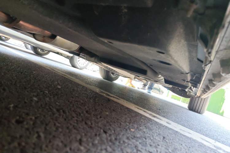 Used Buick GL8 2023 ES Lu Zun Deluxe Model Chassis Front Left