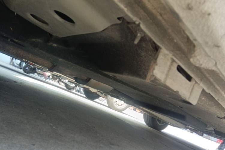 Used Buick GL8 2023 ES Lu Zun Deluxe Model Chassis Front Left