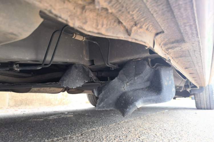 Used Buick GL8 2023 Land Executive Class Comfort Model Chassis Front Left