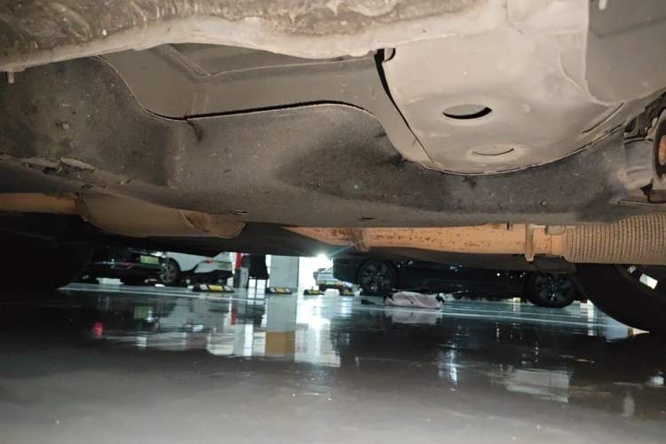 Used Buick GL8 2023 Land Executive Class Smart Enjoyment Model Chassis Front Right