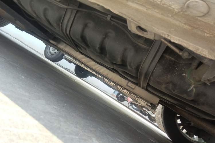 Used Buick GL8 2023 ES Lu Zun Deluxe Model Chassis Rear Left