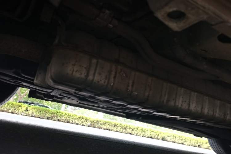 Used Buick GL8 2023 ES Lu Zun Deluxe Model Chassis Rear Right