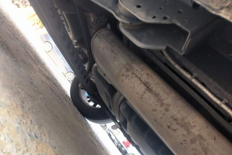 Used Buick GL8 2023 Land Executive Class Comfort Model Chassis Rear Right