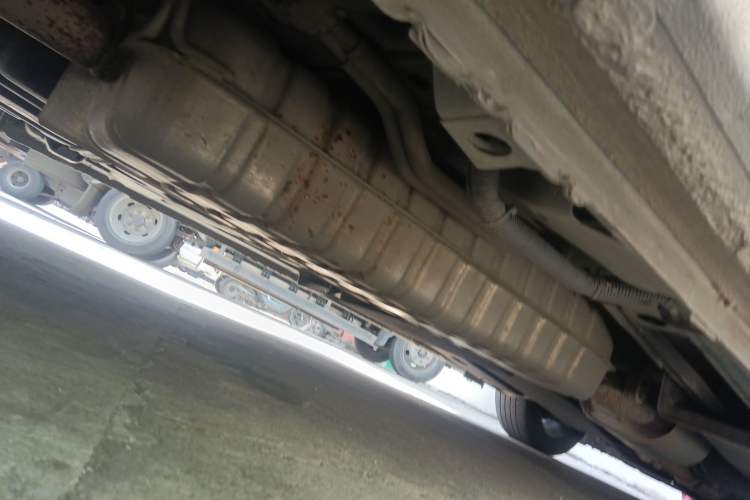 Used Buick GL8 2023 ES Lu Zun Deluxe Model Chassis Rear Right