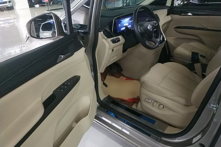 Used Buick GL8 2023 ES Lu Zun Deluxe Model Driver Seat