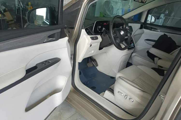 Used Buick GL8 2023 ES Lu Zun Luxury Edition and Yue Version Driver Seat