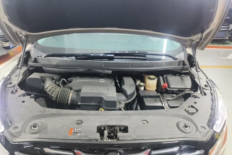 Used Buick GL8 2023 ES Lu Zun Comfort Model Engine Bay