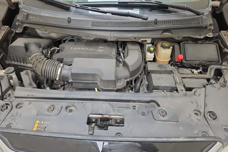 Used Buick GL8 2023 Land Executive Class 652T Luxury Model Engine Bay