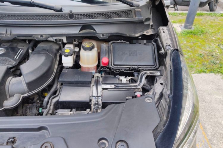 Used Buick GL8 2023 Land Executive Class Smart Enjoyment Model Engine Bay Left
