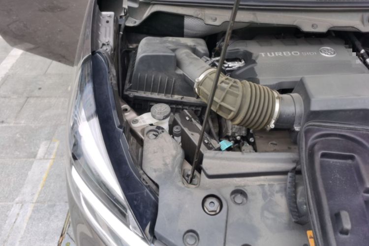 Used Buick GL8 2023 Land Executive Class Smart Enjoyment Model Engine Bay Right