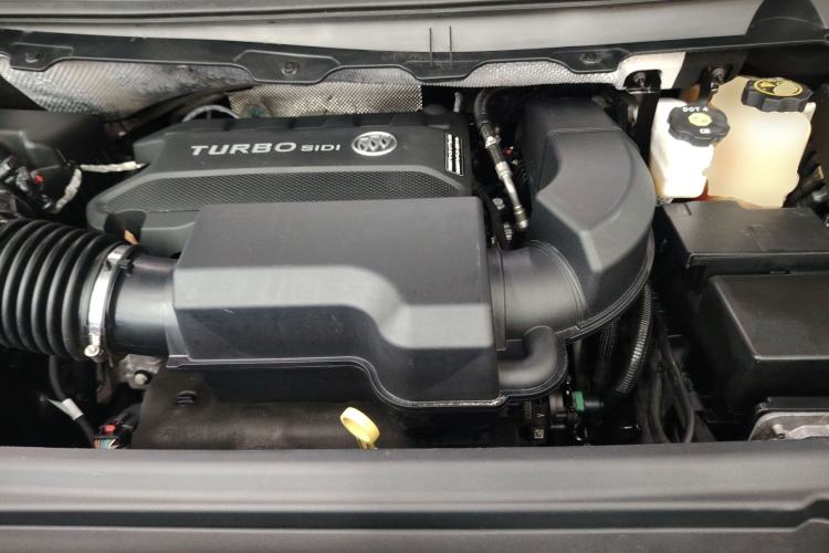 Used Buick GL8 2023 Land Executive Class 652T Luxury Model Engine Bay