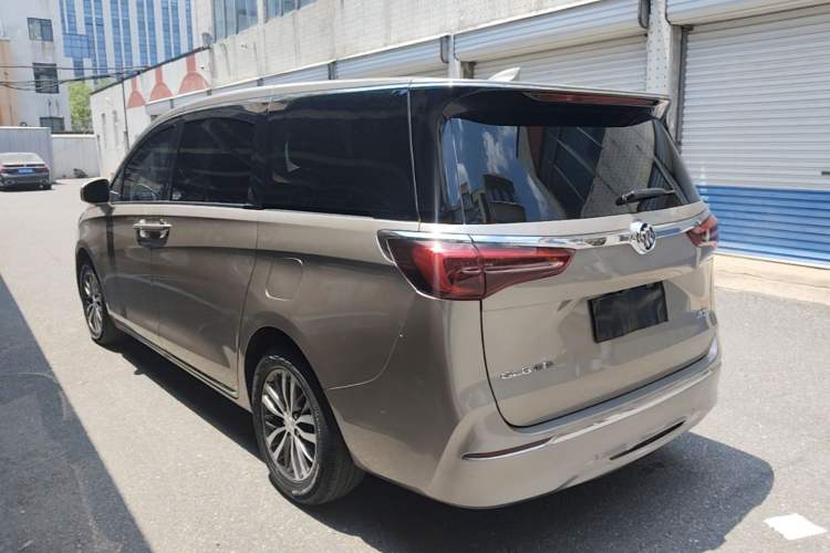 Used Buick GL8 2023 ES Lu Zun Deluxe Model Exterior 2