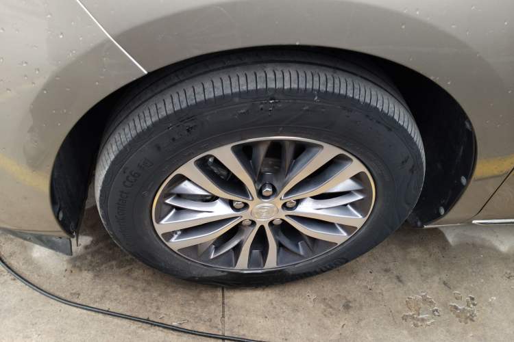 Used Buick GL8 2023 ES Lu Zun Comfort Model Exterior 2